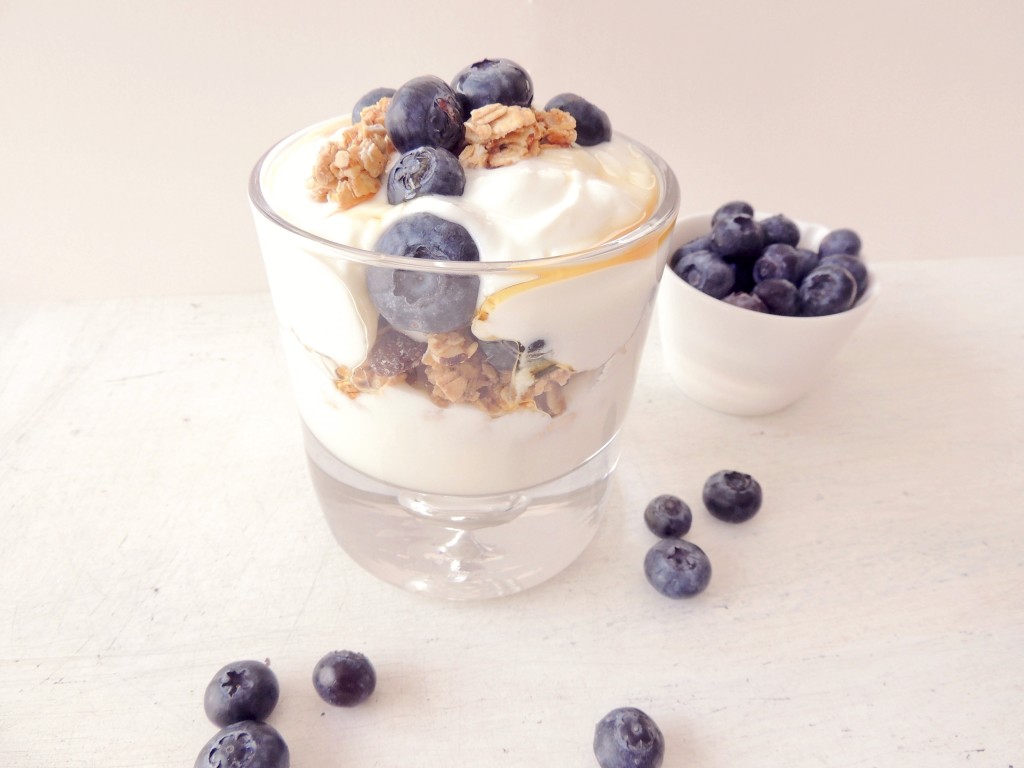 Blueberries and granola yogurt parfait -The Petit Gourmet
