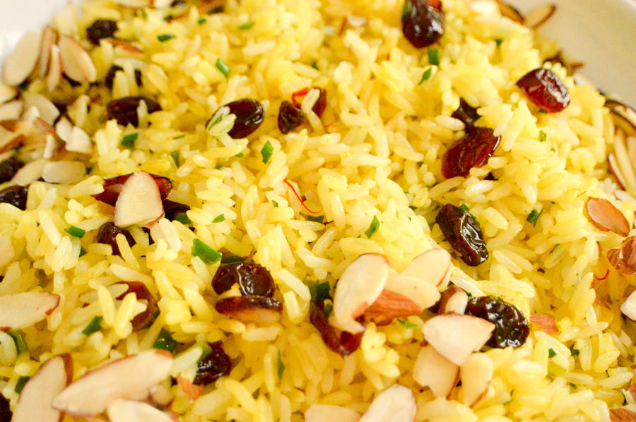 Saffron rice with cranberries and almonds